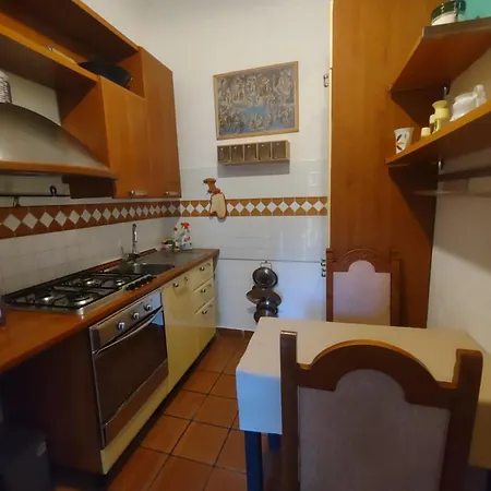 Benjamin Apartman *