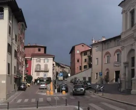 Benjamin Διαμέρισμα